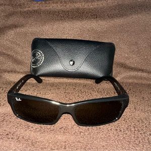 Ray-Ban Sunglasses Black Frames. Black Lenses